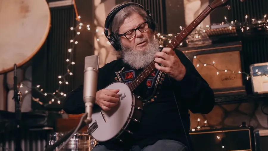 Gustavo Santaolalla Gustavo Santaolalla
