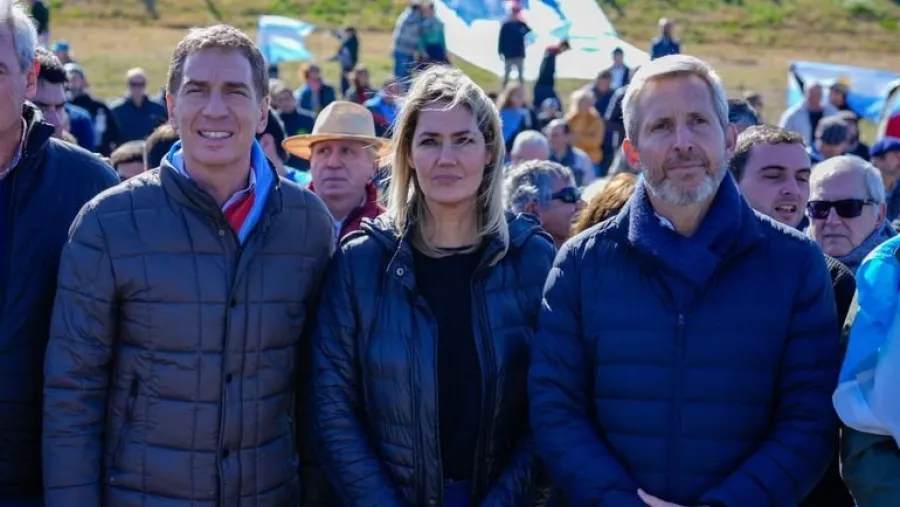 Desde Gualeguaychú, Santilli, Losada y Frigerio reclamaron “previsibilidad” al gobierno