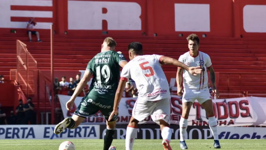 Argentinos venció a Sarmiento, pero no le alcanzó para alcanzar la clasificación