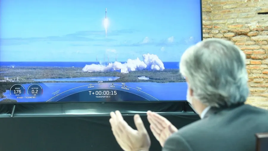 Lanzaron al espacio "San Martín", el primer satélite miniatura argentino