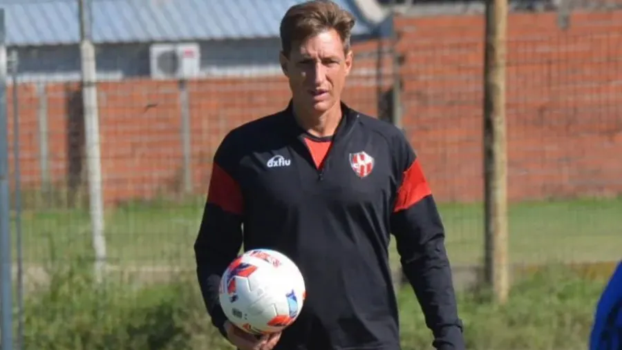 Sava piensa en los retornos de Kruspzky, Medina y Herrera para recibir a Racing