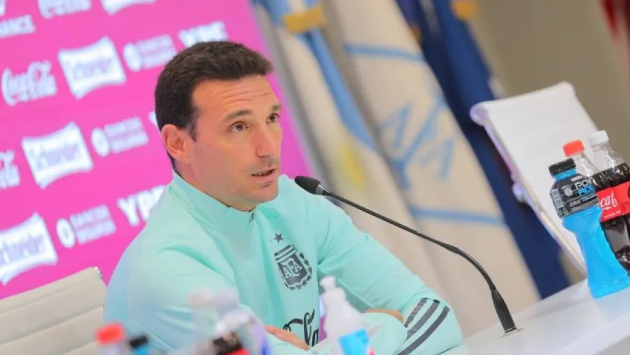 Scaloni destacó la figura del entrerriano Pekerman: “Estaremos eternamente agradecidos”