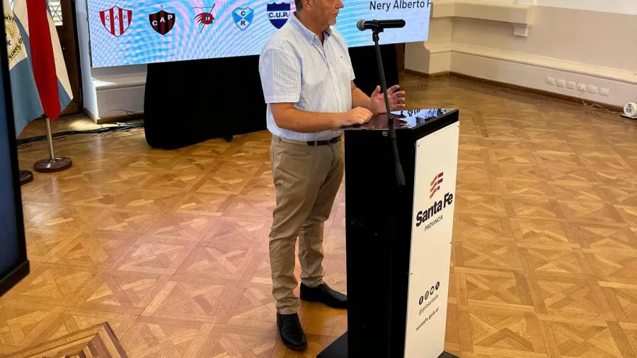 Alejandro Schneider destacó la Copa Túnel Subfluvial: “Ha sido un torneo fantástico” Alejandro Schneider destacó la Copa Túnel Subfluvial: “Ha sido un torneo fantástico”