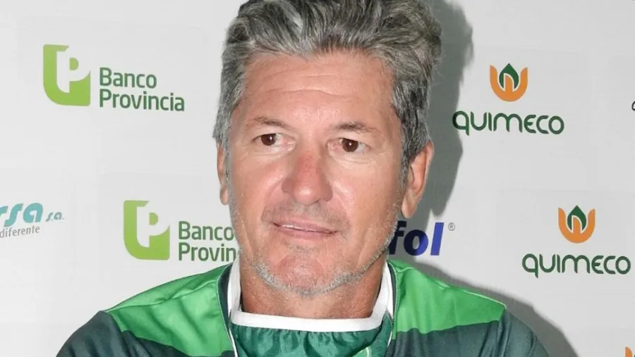 Internaron por coronavirus al ex DT de Patronato, Mario Sciacqua Internaron por coronavirus al ex DT de Patronato, Mario Sciacqua