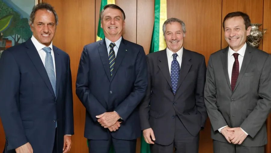 Bolsonaro le propuso a Alberto Fernández reunirse el 1 de marzo en Montevideo