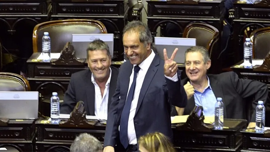 Daniel Scioli, protagonista de la sesión del jueves pasado en Diputados. Daniel Scioli, protagonista de la sesión del jueves pasado en Diputados.