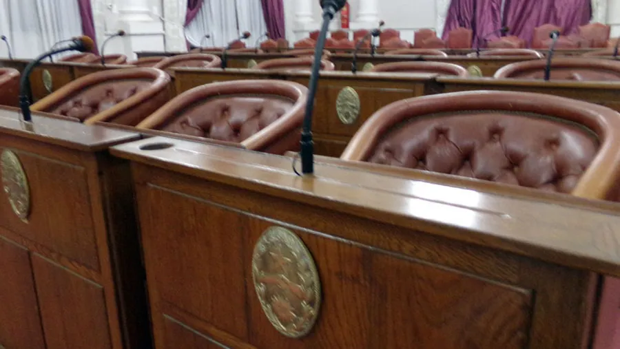 En una maratónica jornada, la Comisión de Asuntos Constitucionales y Acuerdos, escuchará la palabra de diez candidatos propuestos por el Ejecutivo para ocupar cargos en la Justicia. En una maratónica jornada, la Comisión de Asuntos Constitucionales y Acuerdos, escuchará la palabra de diez candidatos propuestos por el Ejecutivo para ocupar cargos en la Justicia.