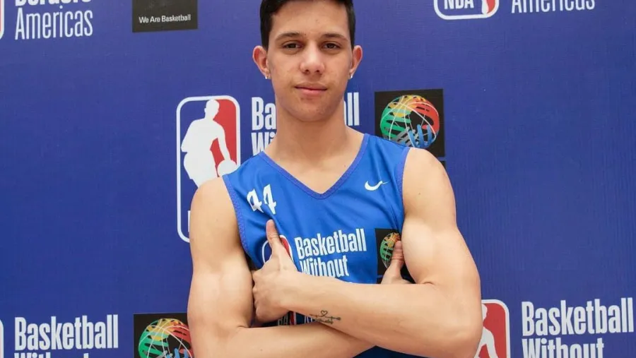 “Fue como cumplir un sueño”, dijo el entrerriano Respaud sobre el Básquetbol Sin Fronteras “Fue como cumplir un sueño”, dijo el entrerriano Respaud sobre el Básquetbol Sin Fronteras