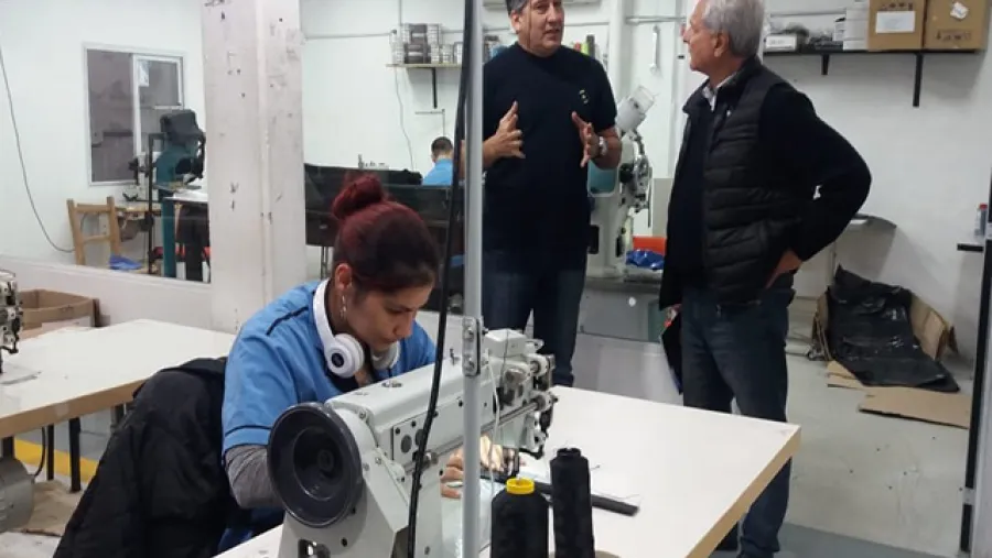 Solanas visitó la Cooperativa de Trabajo Del Centro Solanas visitó la Cooperativa de Trabajo Del Centro