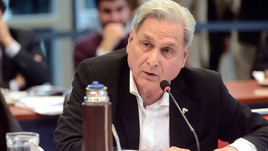 Julio Solanas 