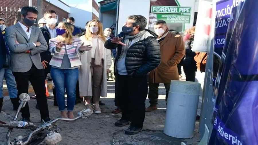 Stratta con Cresto en Victoria