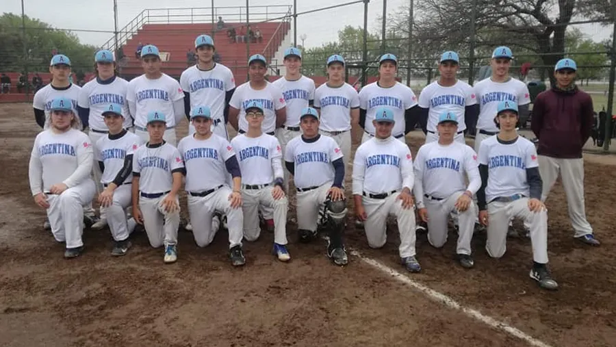 Citaron a seis paranaenses para el Panamericano Sub 17 de Sóftbol