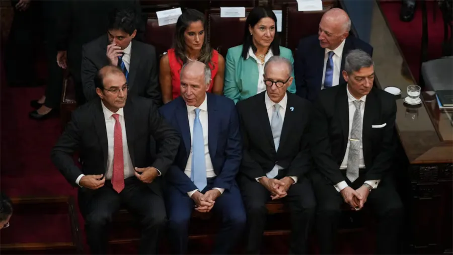 Imagen de archivo de los jueces de la Corte Suprema. De izquierda a derecha, Manuel García Mansilla, Ricardo Lorenzetti, Carlos Rosenkrantz y Horacio Rosatti, esperan la llegada del presidente Javier Milei para dar su discurso anual a la Nación el pasado 1° de marzo.