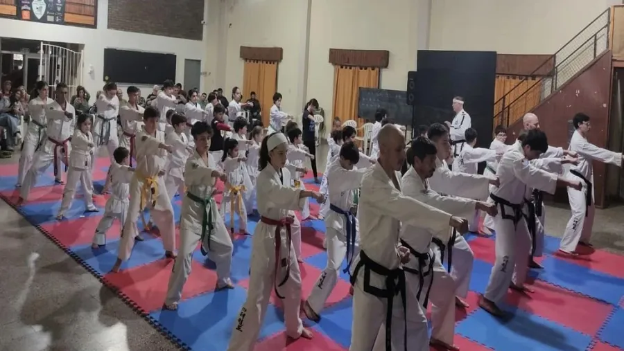 Realizaron una master class de Taekwondo en Oro Verde