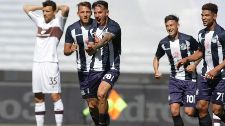 Fútbol: Talleres superó a Platense para seguir en lo más alto junto a Lanús