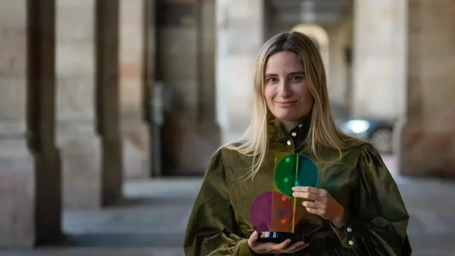 La argentina Tamara Tenenbaum gana el Premio Paidós con un ensayo sobre Virginia Woolf. La argentina Tamara Tenenbaum gana el Premio Paidós con un ensayo sobre Virginia Woolf.