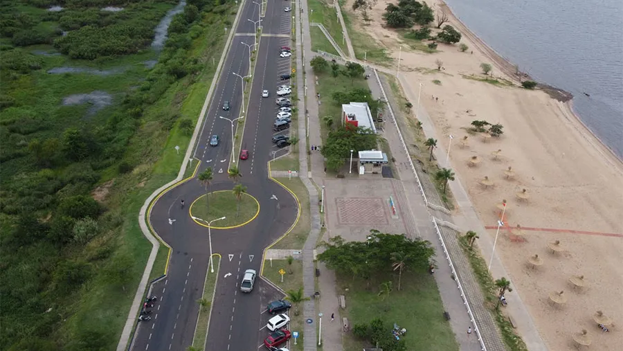 El viernes 13 de diciembre a las 17 y por primera vez, Entre Ríos dejará inaugurada la temporada alta desde su propio territorio. El escenario elegido es la costanera de la Isla del Puerto de Concepción del Uruguay, un entorno natural con el río como telón de fondo. El viernes 13 de diciembre a las 17 y por primera vez, Entre Ríos dejará inaugurada la temporada alta desde su propio territorio. El escenario elegido es la costanera de la Isla del Puerto de Concepción del Uruguay, un entorno natural con el río como telón de fondo.