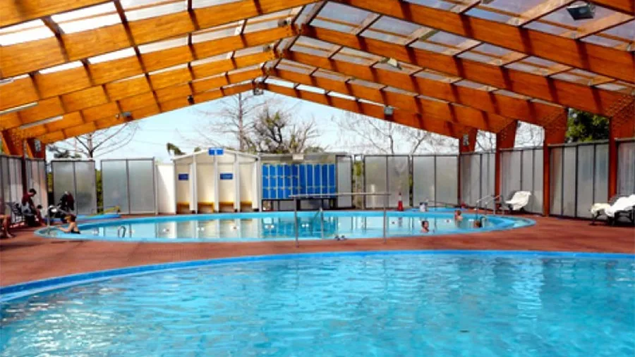 El sector termal en la República Oriental del Uruguay se encuentra activo y son los únicos centros termales habilitados en Sudamérica.