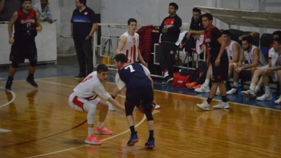 Suspendieron el amistoso que debían jugar Unión y Olimpia en Santa Fe