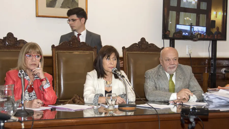 Integrantes del Tribunal Oral