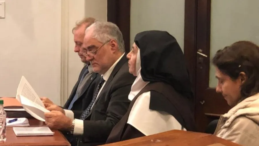 Luisa Toledo con Miguel Cullen inicio del juicio