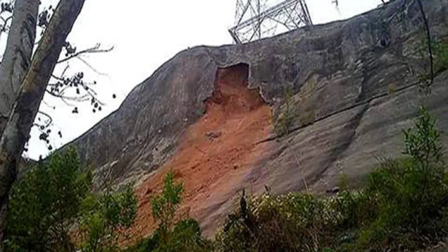 torre de alta tensión