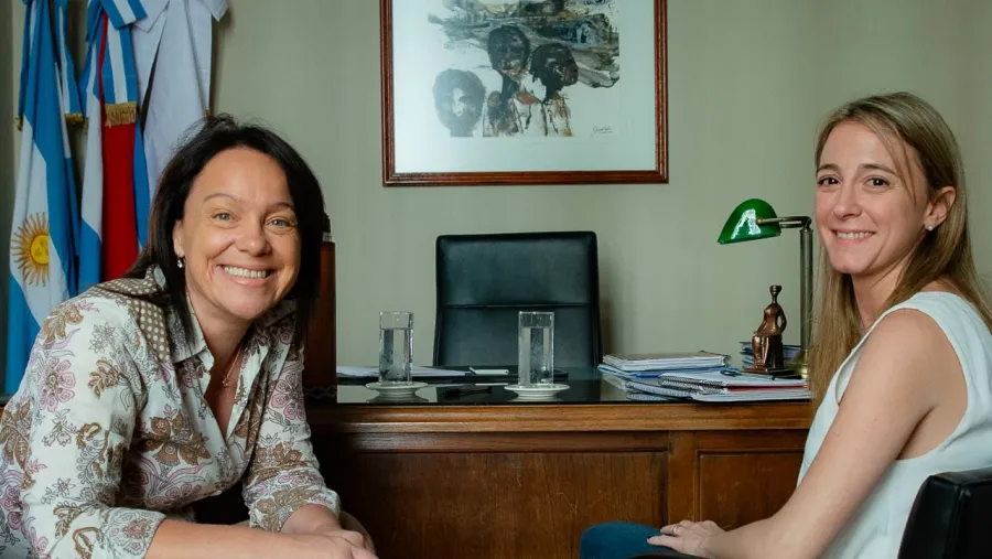 Josefina Etienot y Andrea Zoff