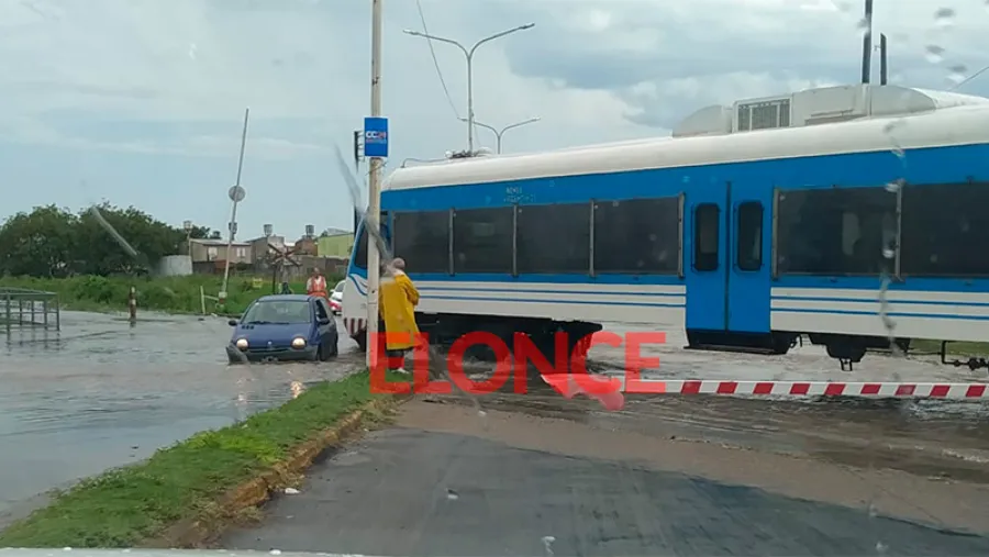 Tren Colonia Avellaneda-Paraná