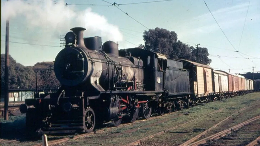 El tren marcó una época en la historia entrerriana, y fue uno de los verdaderos protagonistas del crecimiento como provincia. El tren marcó una época en la historia entrerriana, y fue uno de los verdaderos protagonistas del crecimiento como provincia.