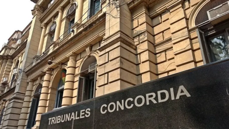 Tribunales