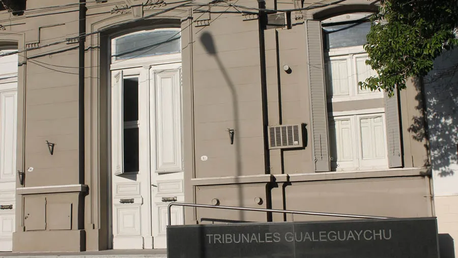 La Fiscalía de Gualeguaychú recibió una denuncia por supuesta tortura, pero su actuación deja más dudas que certezas.