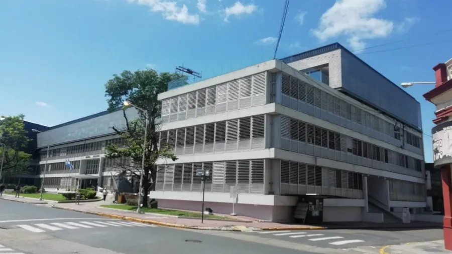 Tribunales