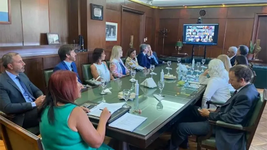 Reunión de la presidenta de Casación Ana María Figueroa con representantes de Tribunales Orales Federales.