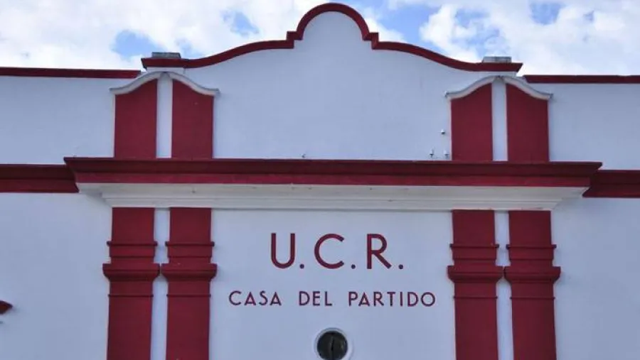 Tres grupos internos del radicalismo confluyeron en una alianza Tres grupos internos del radicalismo confluyeron en una alianza