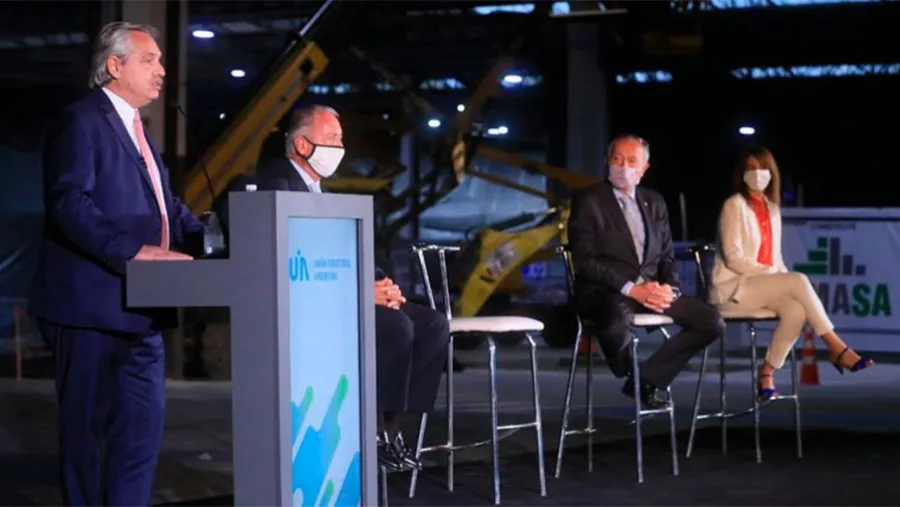 Alberto Fernández, hablando en un evento de la UIA. Ahora la central fabril quiere que escuche. Alberto Fernández, hablando en un evento de la UIA. Ahora la central fabril quiere que escuche.