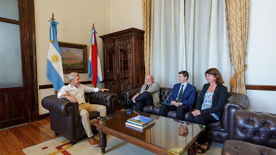 El gobernador recibió a representantes de las universidades de Concepción del Uruguay y Católica Argentina. El gobernador recibió a representantes de las universidades de Concepción del Uruguay y Católica Argentina.