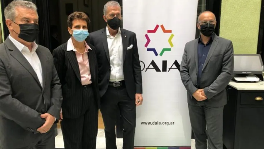 Sergio Urribarri, Galit Ronen, Jorge Knoblovits y Jorge Diener.