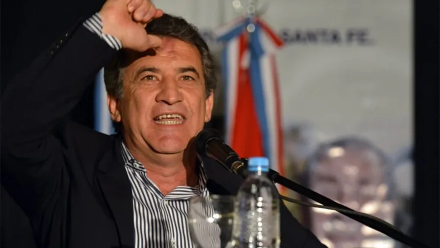 Imagen de archivo del ex gobernador Sergio Urribarri, que pretende que la Justicia lo habilite electoralmente para aspirar a otro mandato provincial, pese a la Constitución de 2008.