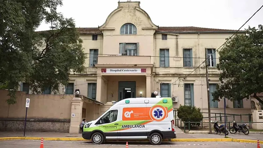 El hospital Centenario informó que no tiene más camas en la UTI. El hospital Centenario informó que no tiene más camas en la UTI.