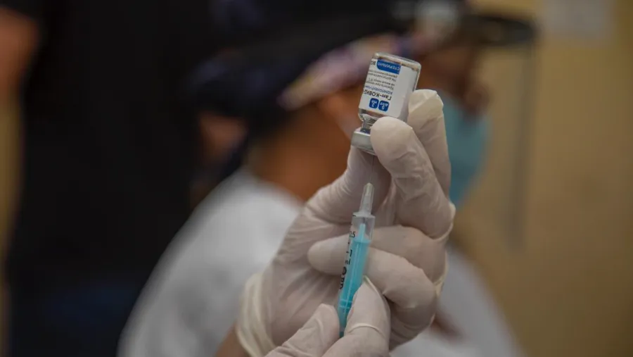 Vacunación: oportunidad para la “viveza criolla”