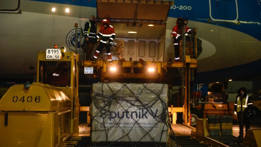 avión Aerolíneas vacunas