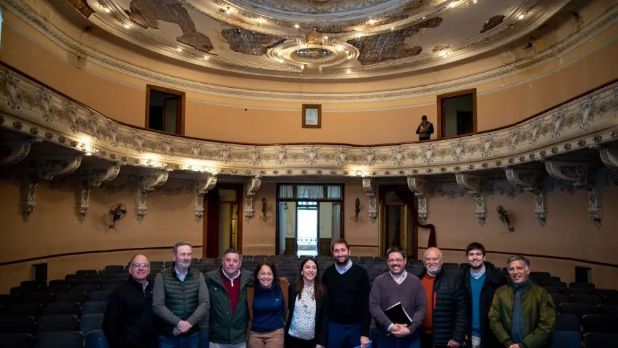 Visita a la Biblioteca Popular