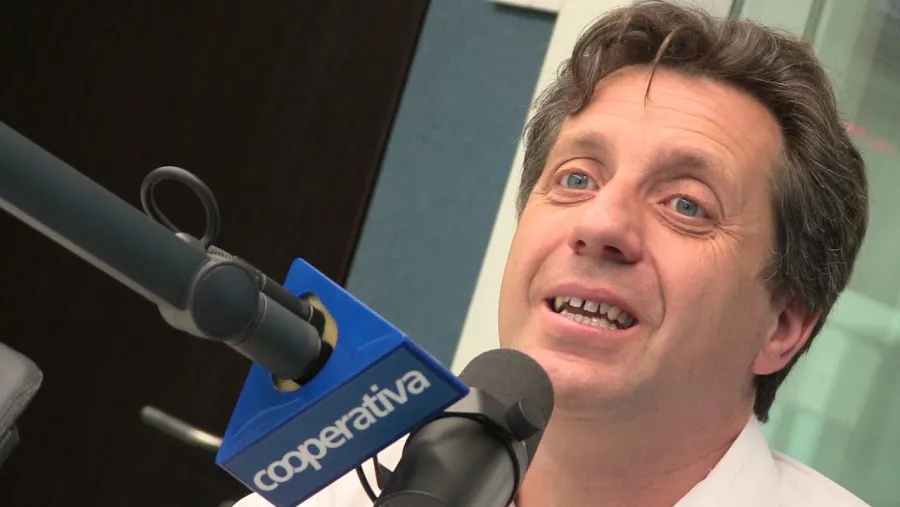 Mauricio Weibel, periodista chileno