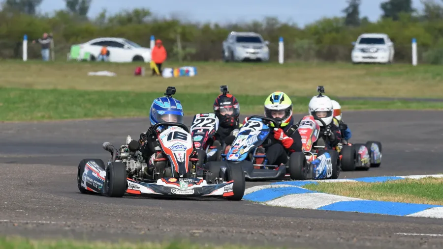 En Villaguay se define este fin de semana el Campeonato Entrerriano de Karting En Villaguay se define este fin de semana el Campeonato Entrerriano de Karting