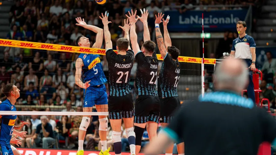 El aporte del paranaaense Vicentín no le alcanzó a Argentina, que volvió a caer con Italia