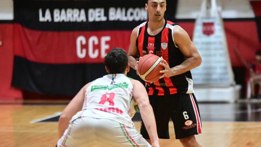 Central Entrerriano volvió a ganar y quedó a un paso del título en la Liga Provincial Central Entrerriano volvió a ganar y quedó a un paso del título en la Liga Provincial