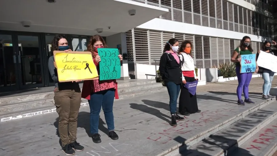 reclamo Justicia femicidio Julieta Riera (Foto: ANÁLISIS)
