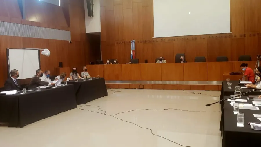 audiencia conciliación obras calle Racedo