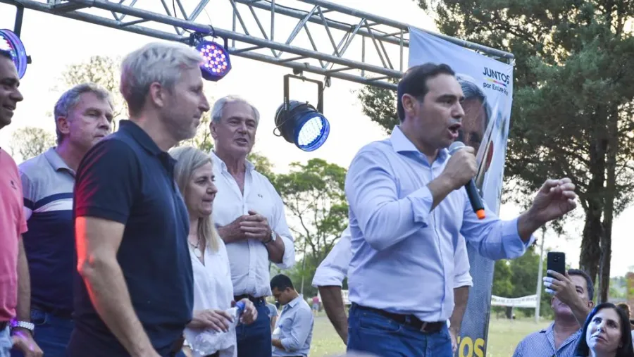 Frigerio con Valdés en La Paz