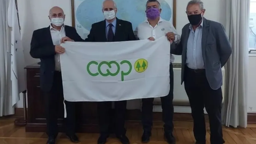 Cooperativa entrerriana fue preadjudicada para confeccionar indumentaria para la Armada Cooperativa entrerriana fue preadjudicada para confeccionar indumentaria para la Armada